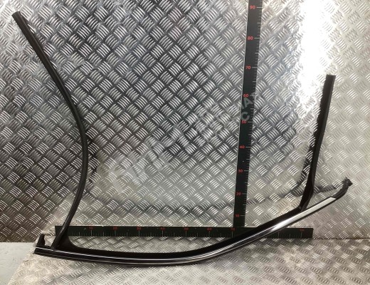 Уплотнитель стекла двери (бархотка) Geely Tugella (HPBA4) 2022-2024 рестайлинг  Geely Tugella Tugella (HPBA4) 2022-2024 рестайлинг