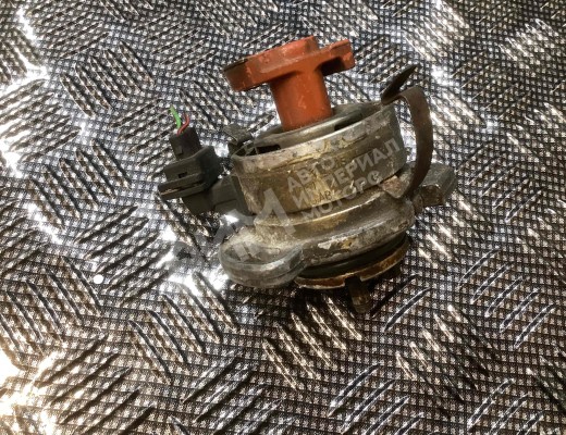 Распределитель зажигания (трамблёр) Volkswagen Golf III (1H) 1991-1997  Volkswagen Golf Golf III (1H) 1991-1997
