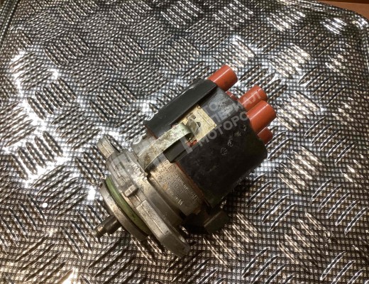 Распределитель зажигания (трамблёр) Volkswagen Golf III (1H) 1991-1997  Volkswagen Golf Golf III (1H) 1991-1997