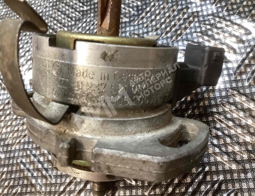 Распределитель зажигания (трамблёр) Volkswagen Golf III (1H) 1991-1997  Volkswagen Golf Golf III (1H) 1991-1997