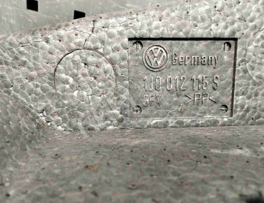 Ящик для инструментов Volkswagen Golf IV (1J) 1997-2004  Volkswagen Golf Golf IV (1J) 1997-2004