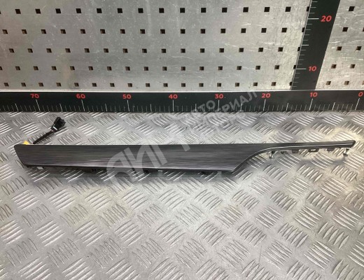 Накладка двери задней левой Geely Tugella (HPBA4) 2022-2024 рестайлинг  Geely Tugella Tugella (HPBA4) 2022-2024 рестайлинг