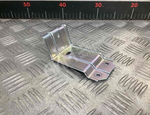 Кронштейн крепления дверной карты Geely Tugella (HPBA4) 2022-2024 рестайлинг  Geely Tugella Tugella (HPBA4) 2022-2024 рестайлинг