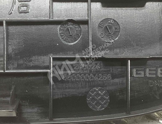 Накладка на ручку двери Geely Tugella (HPBA4) 2022-2024 рестайлинг  Geely Tugella Tugella (HPBA4) 2022-2024 рестайлинг
