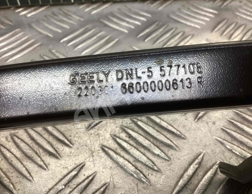 Направляющая стекла Geely Tugella (HPBA4) 2022-2024 рестайлинг  Geely Tugella Tugella (HPBA4) 2022-2024 рестайлинг