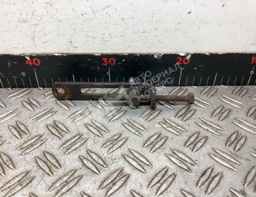 Кронштейн генератора Volvo FH I 1993-2001  Volvo FH FH I 1993-2001