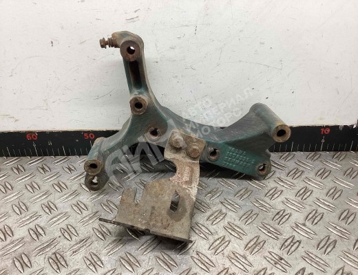 Кронштейн генератора Volvo FH I 1993-2001  Volvo FH FH I 1993-2001