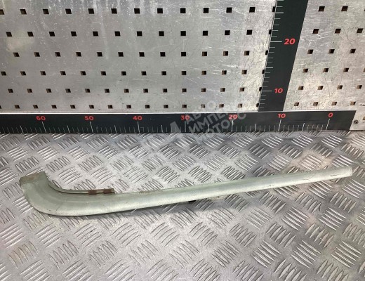 Накладка на бампер Audi 100 C3 1982-1991  Audi 100 100 C3 1982-1991