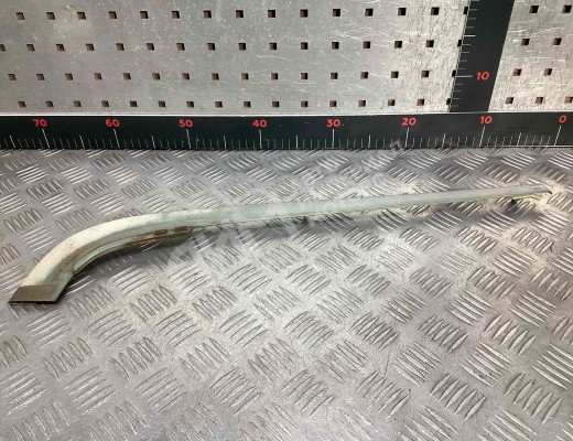 Накладка на бампер Audi 100 C3 1982-1991  Audi 100 100 C3 1982-1991