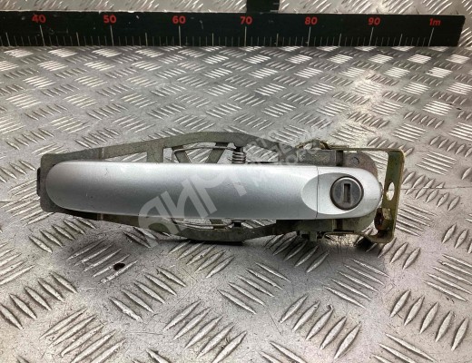 Ручка наружная передняя левая Volkswagen Touran I (1T) 2003-2006  Volkswagen Touran Touran I (1T) 2003-2006