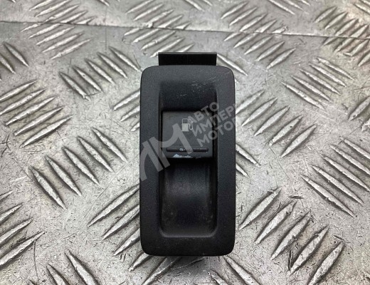 Кнопка открытия лючка топливного бака Volkswagen Touran I (1T) 2003-2006  Volkswagen Touran Touran I (1T) 2003-2006