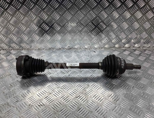 Полуось передняя левая (приводной вал, ШРУС) Volkswagen Golf IV (1J) 1997-2004  Volkswagen Golf Golf IV (1J) 1997-2004