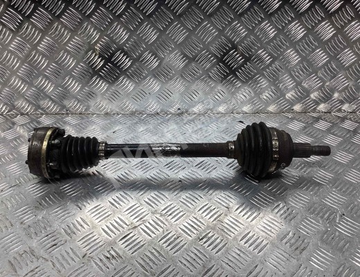 Полуось передняя левая (приводной вал, ШРУС) Volkswagen Golf IV (1J) 1997-2004  Volkswagen Golf Golf IV (1J) 1997-2004