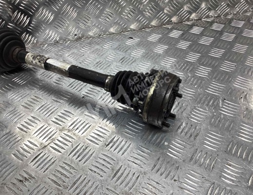 Полуось передняя левая (приводной вал, ШРУС) Volkswagen Golf IV (1J) 1997-2004  Volkswagen Golf Golf IV (1J) 1997-2004