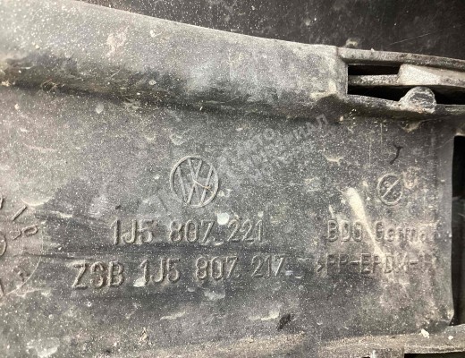 Бампер передний Volkswagen Bora (1J) 1998-2005  Volkswagen Bora Bora (1J) 1998-2005