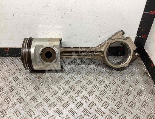 Поршень Renault Magnum E-TECH II 1997-2000  Renault Magnum Magnum E-TECH II 1997-2000