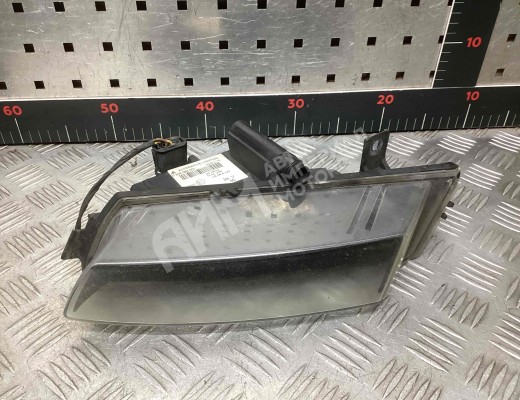 Фара противотуманная правая  BMW 1-Series 1-Series (E81/82/87/88) 2007-2013 рестайлинг