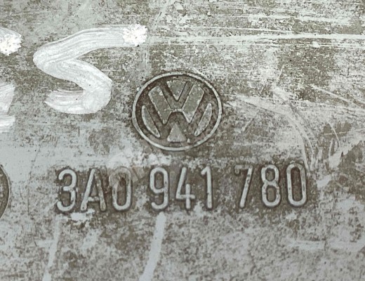 Катафот Volkswagen Passat B4 (3A) 1993-1997  Volkswagen Passat Passat B4 (3A) 1993-1997