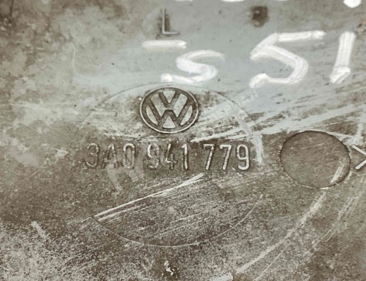 Катафот Volkswagen Passat B4 (3A) 1993-1997  Volkswagen Passat Passat B4 (3A) 1993-1997