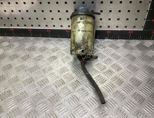 Бачок гидроусилителя Audi 100 C3 1982-1991  Audi 100 100 C3 1982-1991