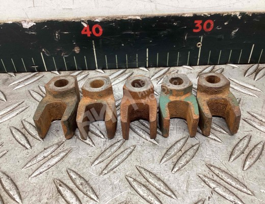 Скоба (кронштейн) крепления форсунки Volvo FM II 2001-2013  Volvo FM FM II 2001-2013