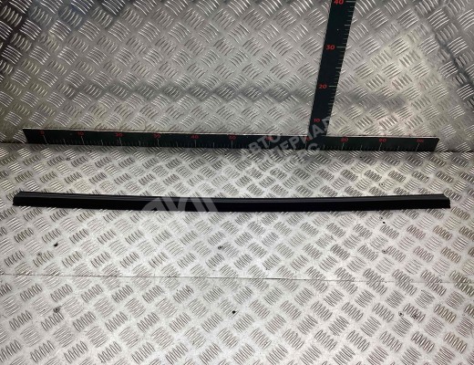 Молдинг стекла двери передней правой внутренний Mercedes A (W169) 2004-2012  Mercedes A A (W169) 2004-2012