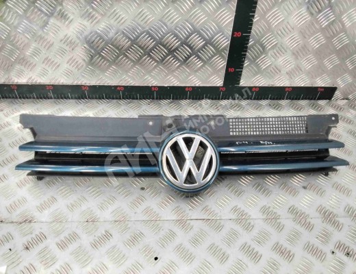 Решетка радиатора Volkswagen Golf IV (1J) 1997-2004  Volkswagen Golf Golf IV (1J) 1997-2004