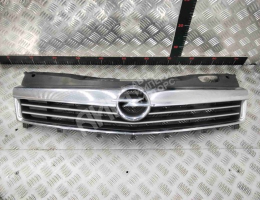 Решетка радиатора Opel Astra H 2007-2010 рестайлинг  Opel Astra Astra H 2007-2010 рестайлинг