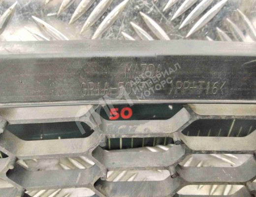 Заглушка (решетка) в бампер передний Mazda 6 I (GG) 2002-2005  Mazda 6 6 I (GG) 2002-2005