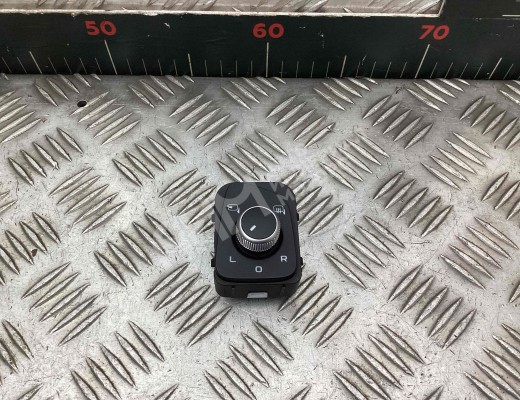 Блок управления зеркалами Geely Tugella (HPBA4) 2022-2024 рестайлинг  Geely Tugella Tugella (HPBA4) 2022-2024 рестайлинг