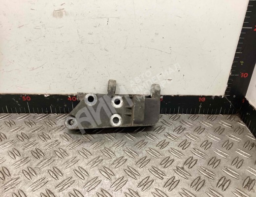 Кронштейн генератора Mercedes Atego I 1998-2012  Mercedes Atego Atego I 1998-2012