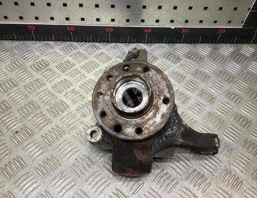 Ступица передняя левая Opel Vectra C 2002-2005  Opel Vectra Vectra C 2002-2005