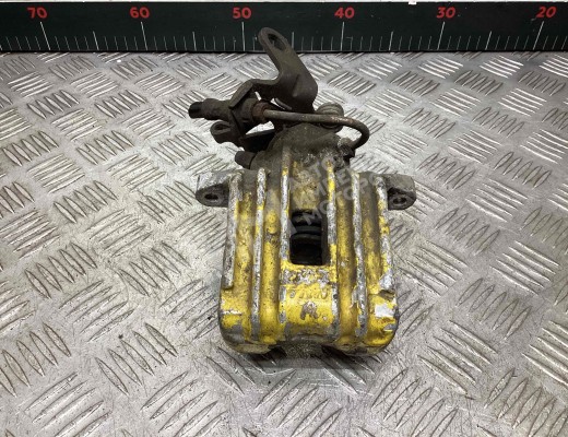 Суппорт задний правый Audi A3 II (8P) 2003-2005  Audi A3 A3 II (8P) 2003-2005