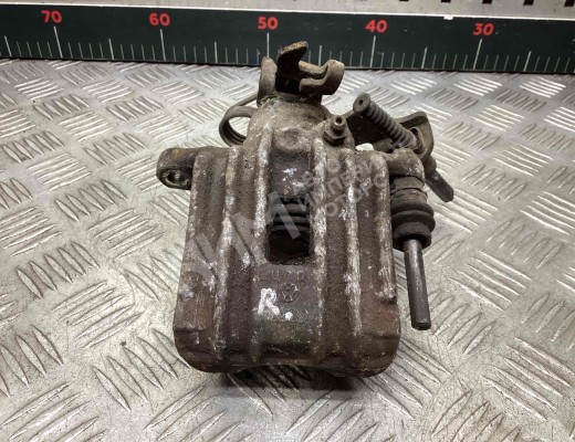 Суппорт задний правый Volkswagen Passat B5 (3B) 1996-2000  Volkswagen Passat Passat B5 (3B) 1996-2000