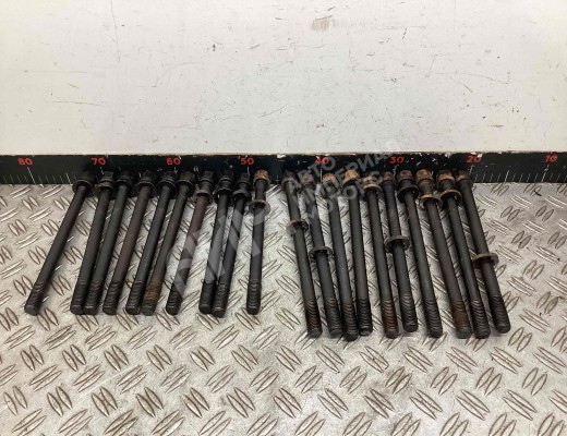 Болт двигателя Renault Magnum E-TECH II 1997-2000  Renault Magnum Magnum E-TECH II 1997-2000