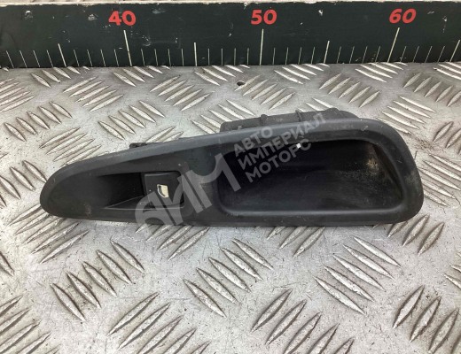 Кнопка стеклоподъемника заднего левого Peugeot 308 (T7) 2007-2015  Peugeot 308 308 (T7) 2007-2015