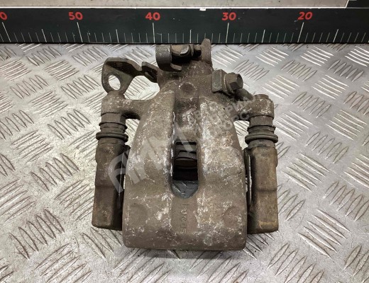 Суппорт задний правый Opel Astra H 2007-2010 рестайлинг  Opel Astra Astra H 2007-2010 рестайлинг