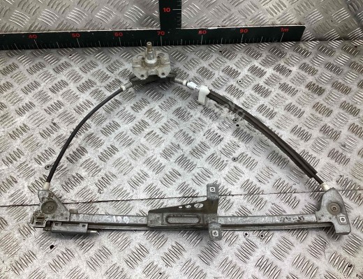 Стеклоподъемник передний правый Audi 80 B3 (89) 1986-1991  Audi 80 80 B3 (89) 1986-1991