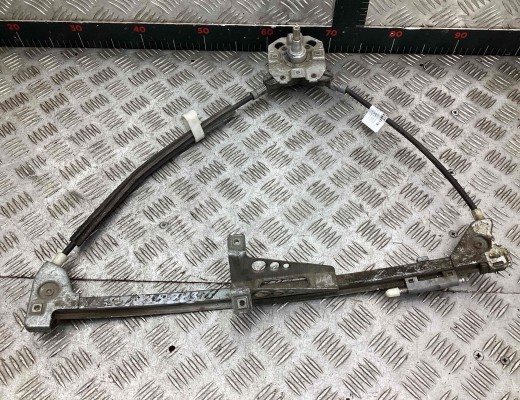 Стеклоподъемник передний левый Audi 80 B3 (89) 1986-1991  Audi 80 80 B3 (89) 1986-1991