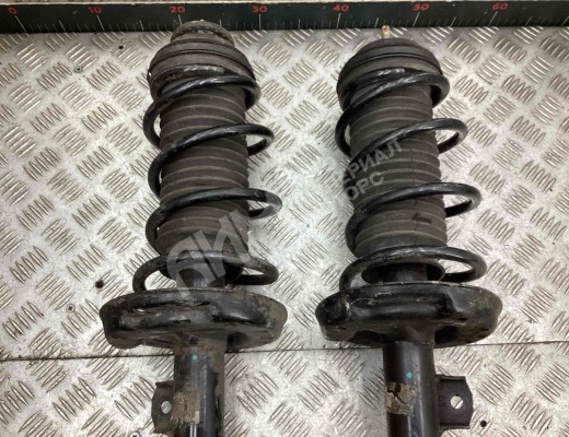 Стойка передняя правая Opel Corsa D 2006-2010  Opel Corsa Corsa D 2006-2010