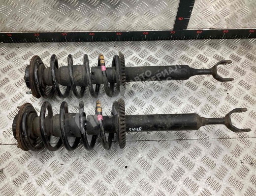 Стойка передняя левая Volkswagen Passat B5 (3B) 1996-2000  Volkswagen Passat Passat B5 (3B) 1996-2000