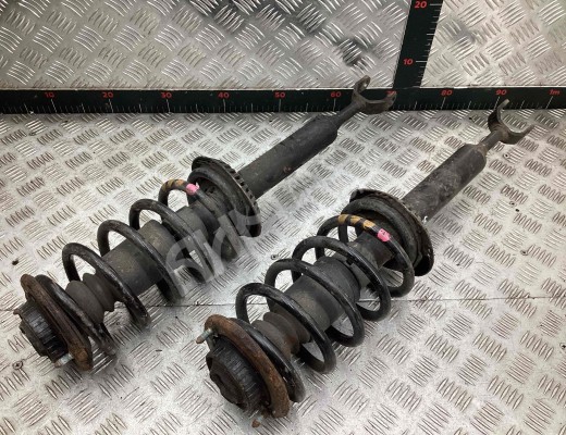 Стойка передняя правая Volkswagen Passat B5 (3B) 1996-2000  Volkswagen Passat Passat B5 (3B) 1996-2000