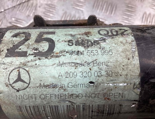 Стойка передняя правая Mercedes CLK (W209) 2002-2005  Mercedes CLK CLK (W209) 2002-2005