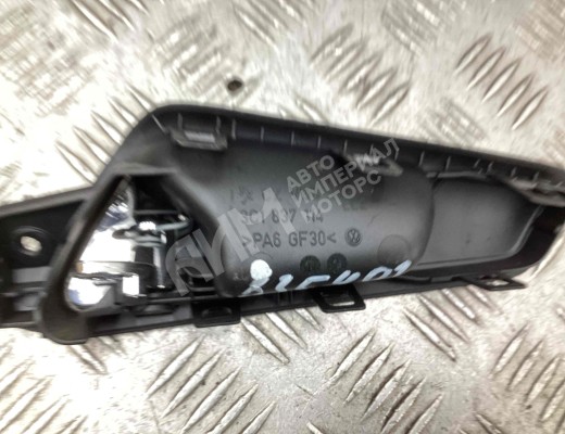 Ручка внутренняя передняя правая Volkswagen Passat B6 (3C) 2005-2010  Volkswagen Passat Passat B6 (3C) 2005-2010