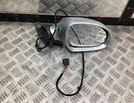 Зеркало наружное правое  Volkswagen Passat Passat B6 (3C) 2005-2010