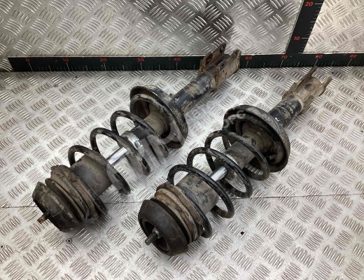 Стойка передняя правая Opel Zafira A 2003-2005 рестайлинг  Opel Zafira Zafira A 2003-2005 рестайлинг