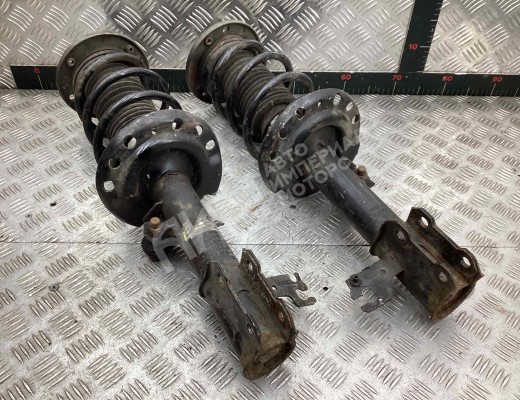 Стойка передняя левая Opel Vectra C 2002-2005  Opel Vectra Vectra C 2002-2005
