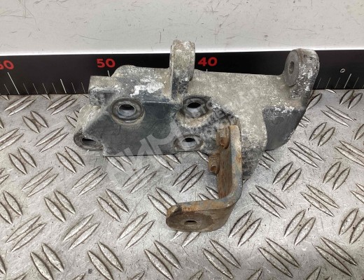 Кронштейн генератора Mercedes Atego I 1998-2012  Mercedes Atego Atego I 1998-2012