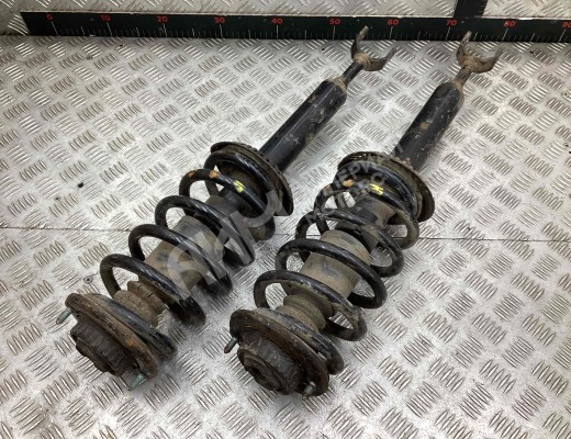 Стойка передняя левая Volkswagen Passat B5 (3B) 1996-2000  Volkswagen Passat Passat B5 (3B) 1996-2000