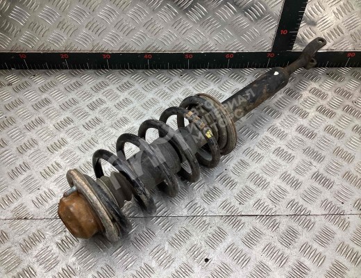 Стойка передняя левая Volkswagen Passat B5+ (3B) 2000-2005 рестайлинг  Volkswagen Passat Passat B5+ (3B) 2000-2005 рестайлинг